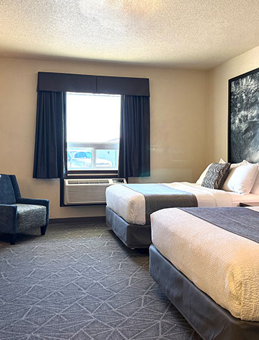 Hotel Rooms & Suites